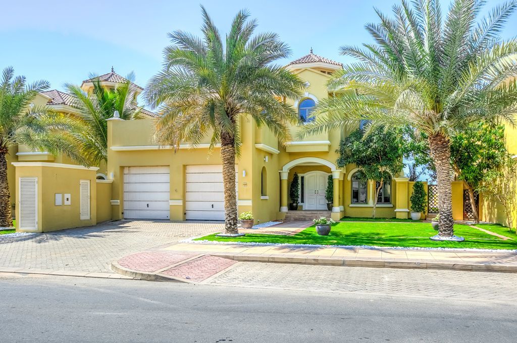 Villa Dubai Luxury Rental Julius Homes